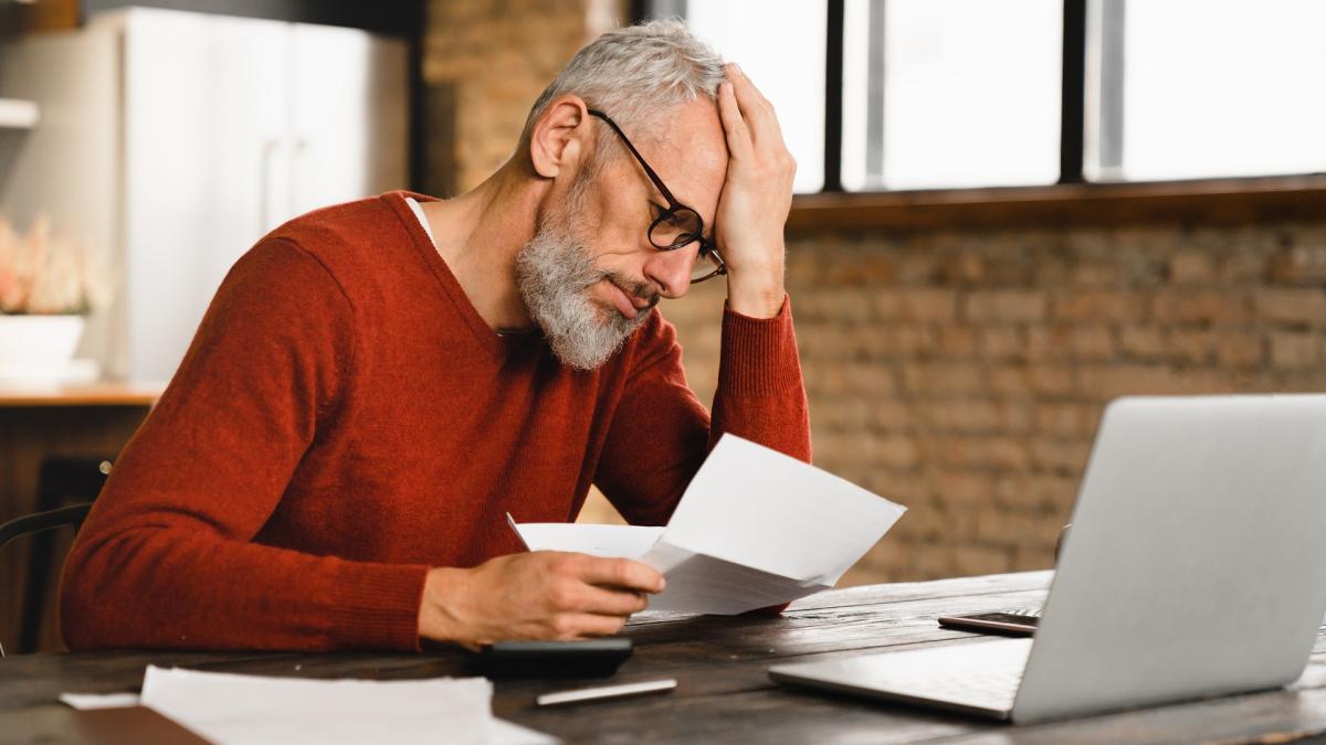 I'm Retired and Regret Investing in My 401(k) - Here's Why